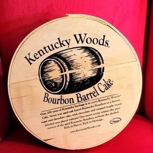 Kentucky Woods Bourbon Barrel " Empty " Cake Box  Used👈😊👉 Like New 👍